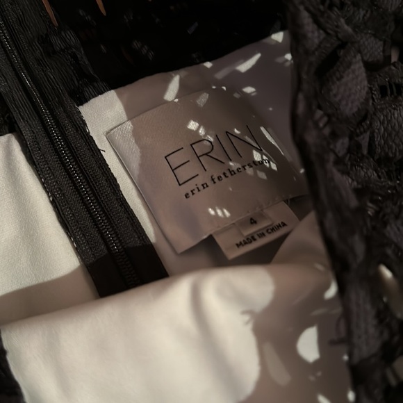 Eyelet 3/4 Sleeve Shift Dress - Picture 3 of 4